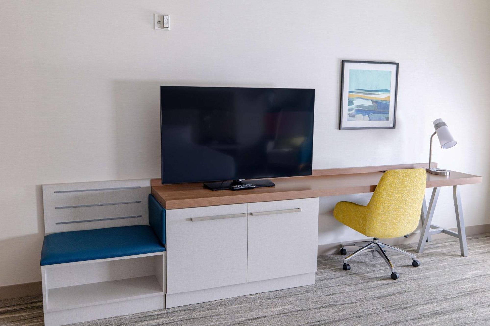 Hilton Garden Inn Lakewood Εξωτερικό φωτογραφία